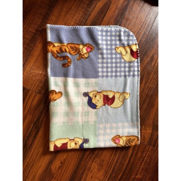 Disney Baby Blanket Winnie the Pooh Tigger Sleeping Patchwork Fleece Blue Vtg - Picture 7 of 10